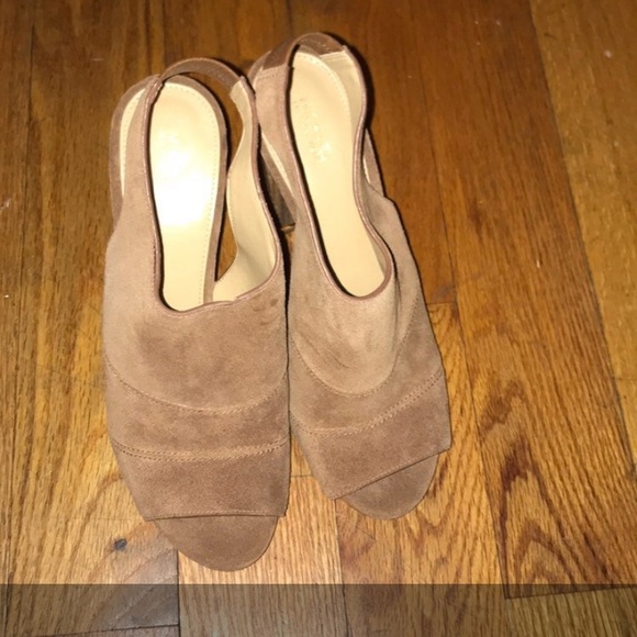 Michael Khors NEW Brown Heels - Picture 2 of 5